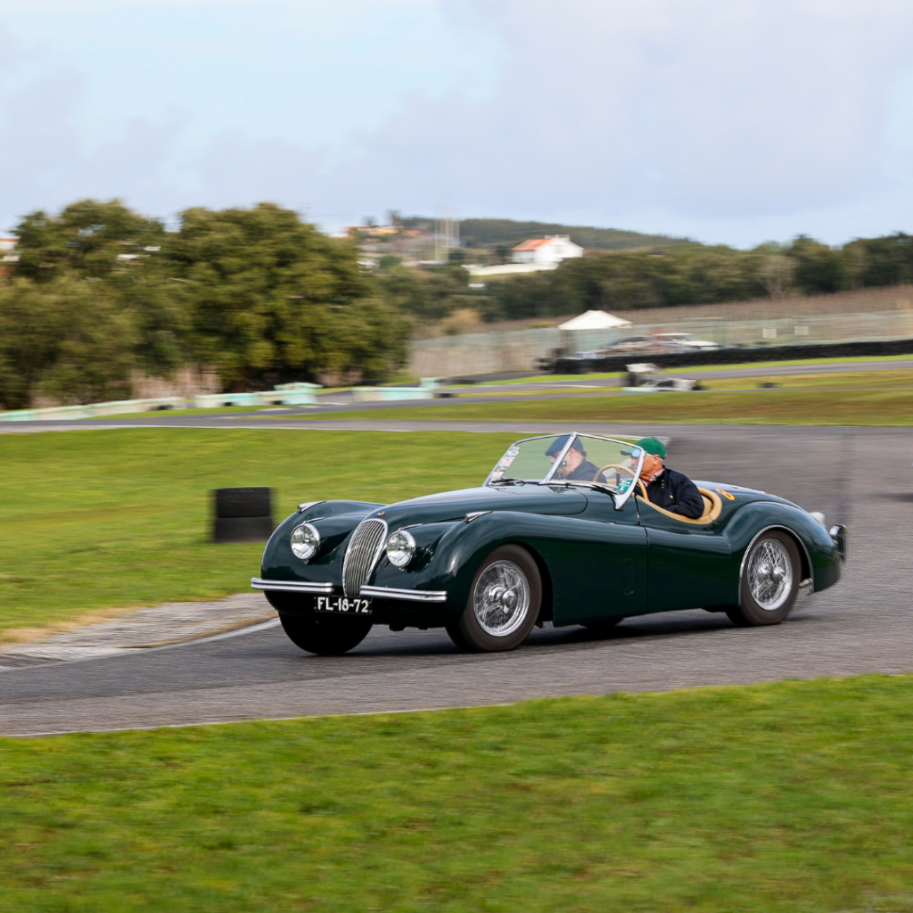 Passeio dos Ingleses Carros Classicos Campera